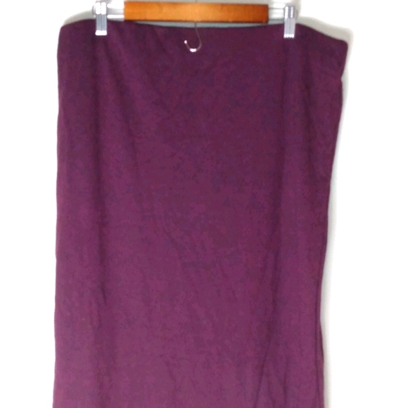 Old Navy Dresses & Skirts - Old Navy XL Deep Purple Knit Skirt Plus